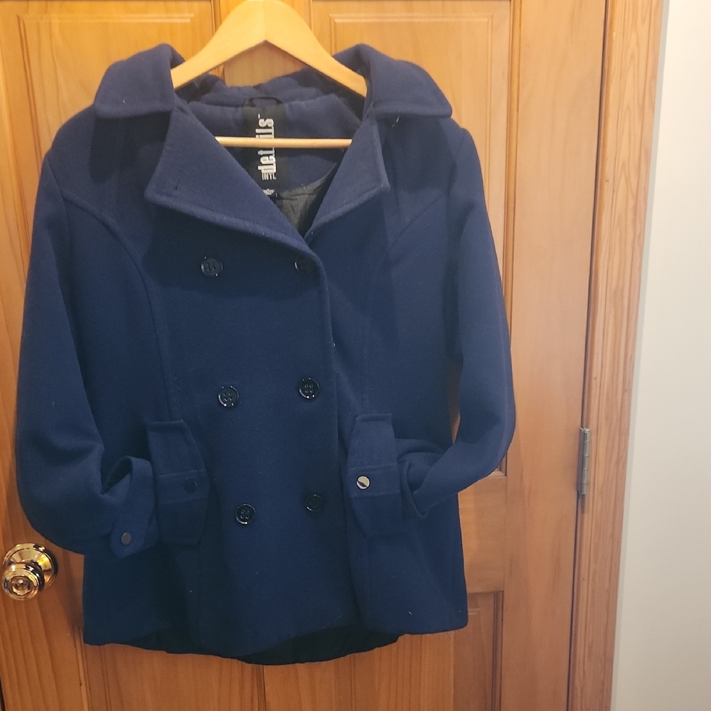 Perfect Details Blue Peacoat Classic Design